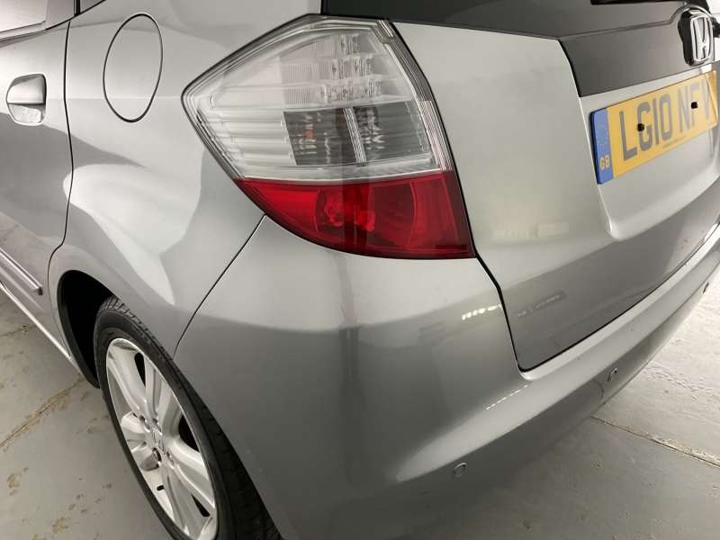 Used Honda Jazz 2010 for sale - 77460973: Photo 17