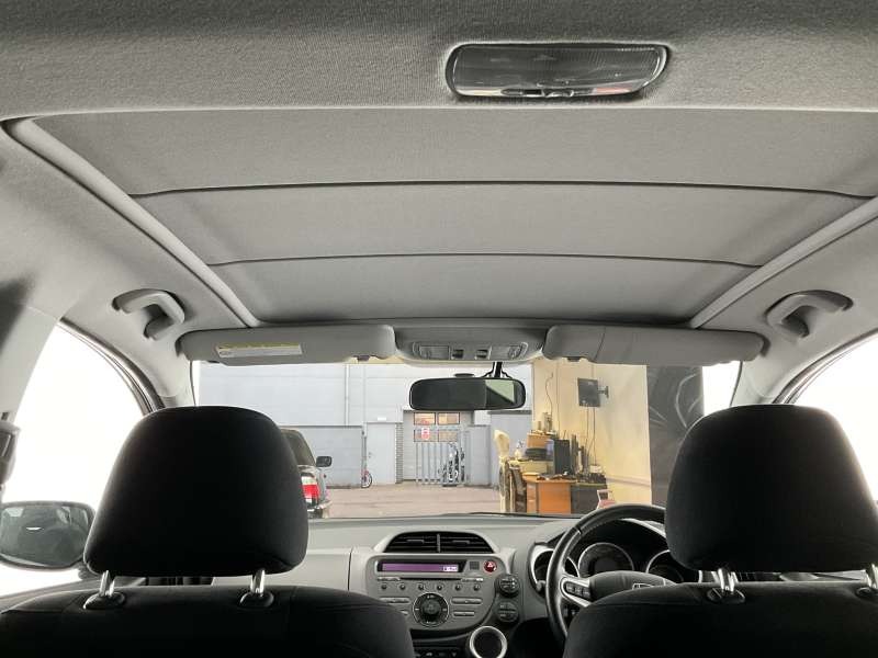 Used Honda Jazz 2010 for sale - 77460973: Photo 33