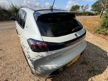Used Peugeot 208 2022 for sale - 79605055: Photo