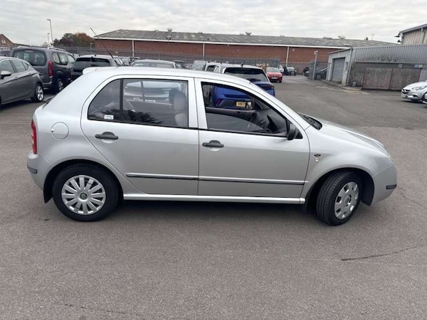 Used Skoda Fabia 2002 for sale - 76330061: Photo 8
