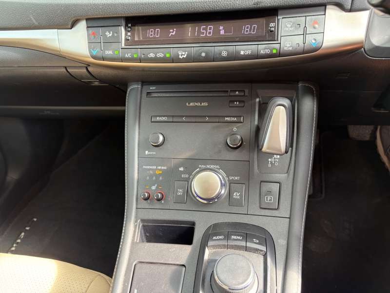 Used Lexus CT 2014 for sale - 76076770: Photo 28