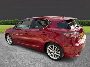 Used Lexus CT 2014 for sale - 76076770: Photo 2