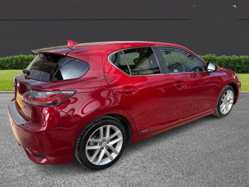 Used Lexus CT 2014 for sale - 76076770: Photo 4