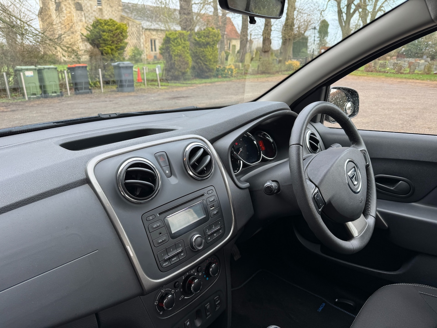 Used Dacia Sandero 2017 for sale - 77207977: Photo 15