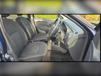 Used Dacia Sandero 2017 for sale - 77207977: Photo