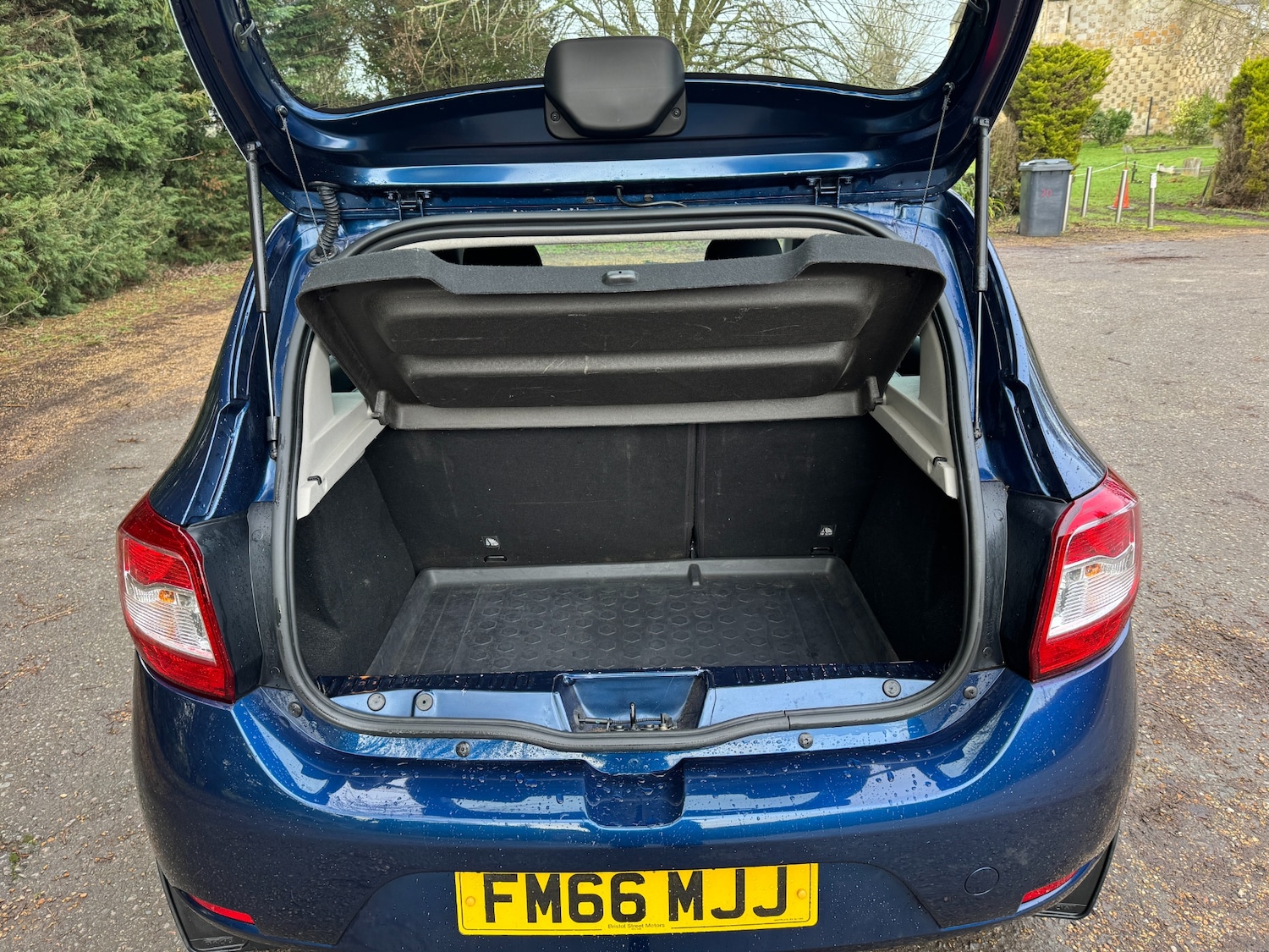 Used Dacia Sandero 2017 for sale - 77207977: Photo 7