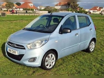 Used Hyundai i10 2011 for sale - 76479520: Photo