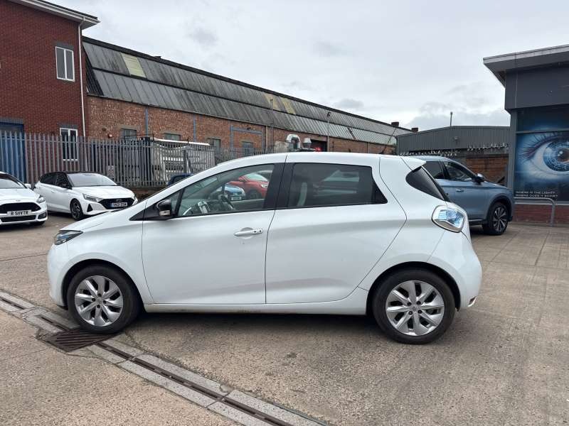 Used Renault Zoe 2016 for sale - 78105994: Photo 2