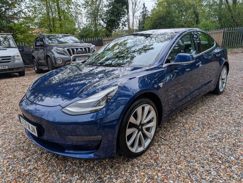 Used Tesla Model 3 2019 for sale - 76346139: Photo 1