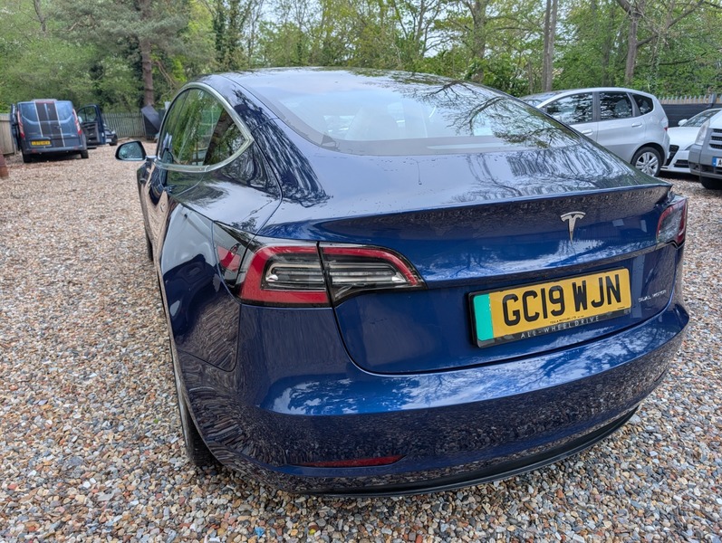 Used Tesla Model 3 2019 for sale - 76346139: Photo 11