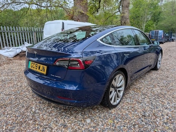 Used Tesla Model 3 2019 for sale - 76346139: Photo