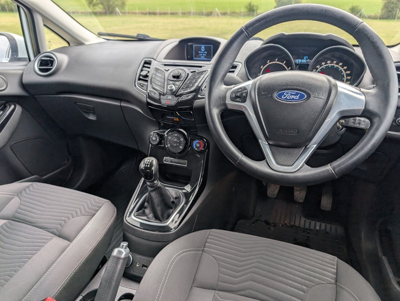 Used Ford Fiesta 2012 for sale - 76093098: Photo 6
