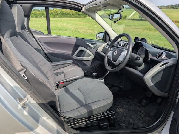 Used smart fortwo 2011 for sale - 75445018: Photo 10