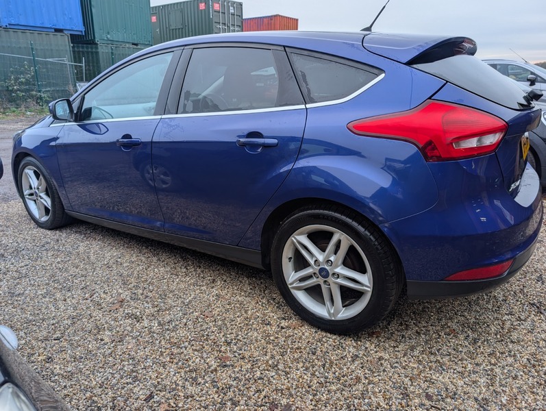 Used Ford Focus 2015 for sale - 76986572: Photo 11