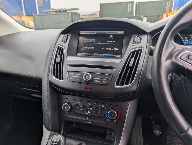 Used Ford Focus 2015 for sale - 76986572: Photo 26