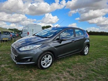 Used Ford Fiesta 2016 for sale - 75911876: Photo