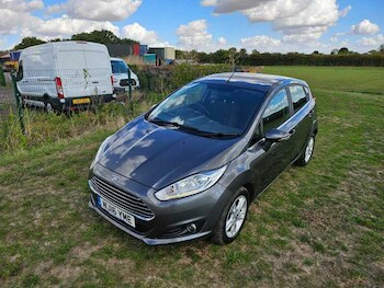 Used Ford Fiesta 2016 for sale - 75911876: Photo