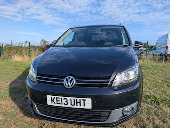 Used Volkswagen Touran undefined for sale - 75936608: Photo