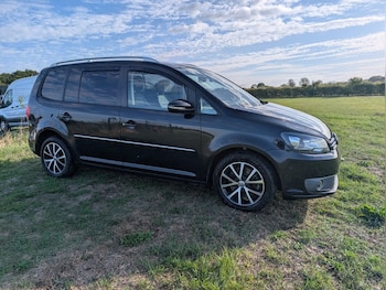 Used Volkswagen Touran undefined for sale - 75936608: Photo