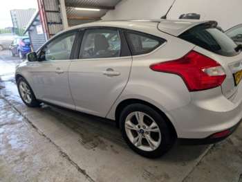 Used Ford Focus 2011 for sale - 74016675: Photo