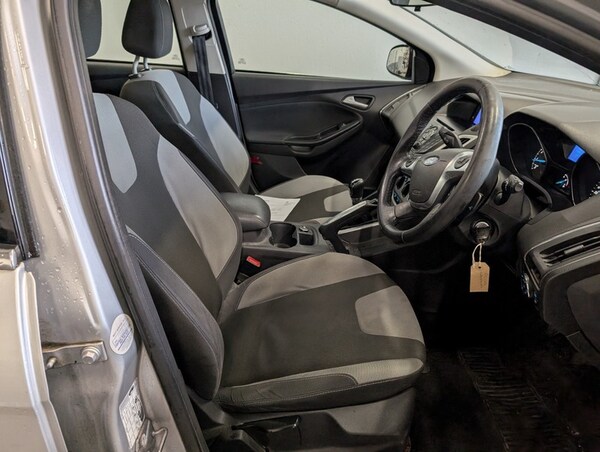 Used Ford Focus 2011 for sale - 74016675: Photo 7