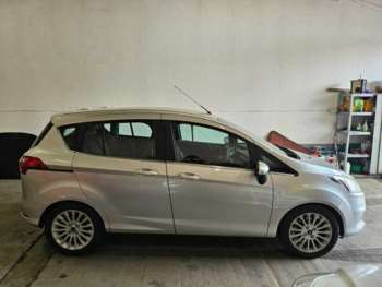 2014 - 1.0 EcoBoost Titanium 5dr