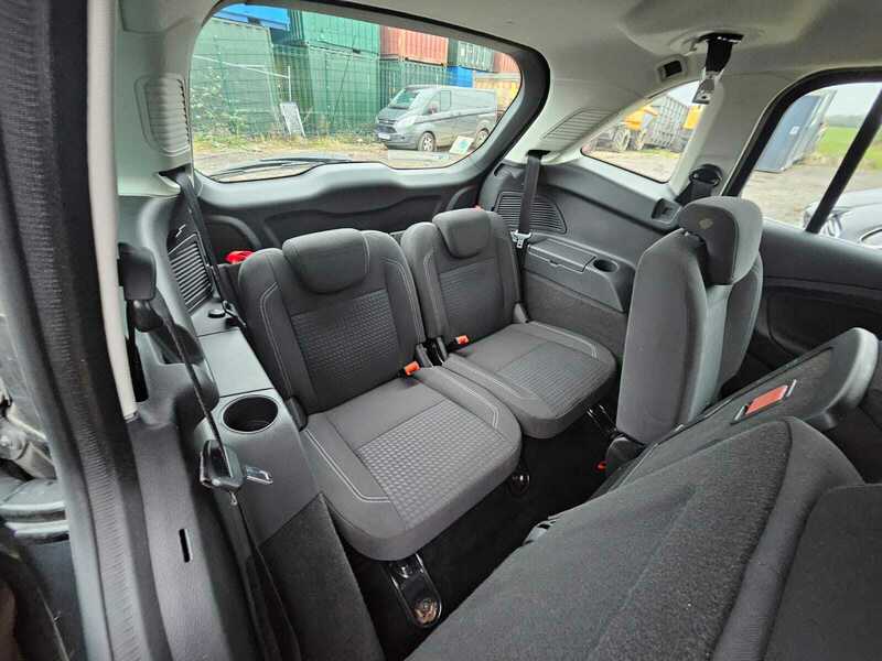 Used Ford Grand C-Max 2016 for sale - 77118300: Photo 19