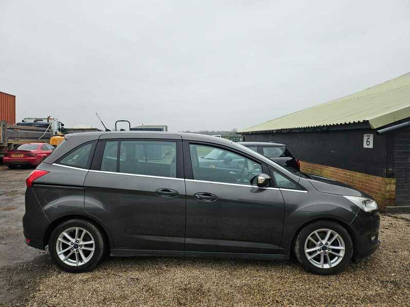 Used Ford Grand C-Max 2016 for sale - 77118300: Photo 4