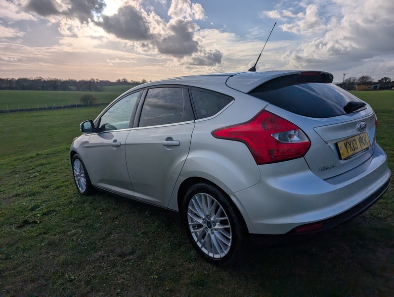 Used Ford Focus 2013 for sale - 76583070: Photo 16