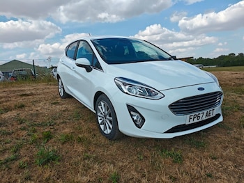 Used Ford Fiesta 2017 for sale - 79245896: Photo