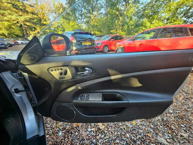 Used Jaguar XKR 2007 for sale - 76346135: Photo 16