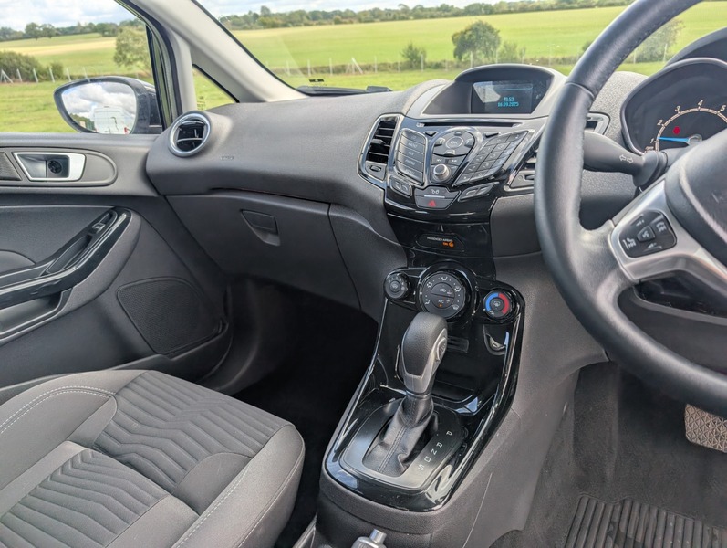 Vehicle 29