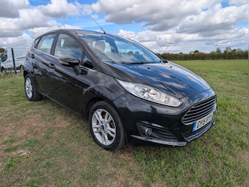 Used Ford Fiesta 2015 for sale - 75986924: Photo