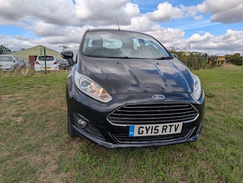 Used Ford Fiesta 2015 for sale - 75986924: Photo