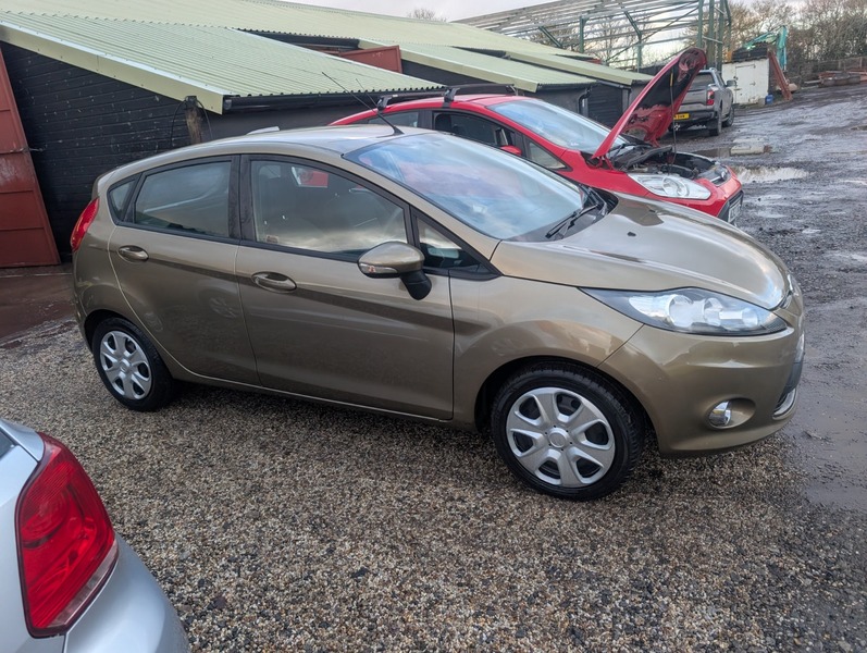 Used Ford Fiesta 2011 for sale - 77228032: Photo 15