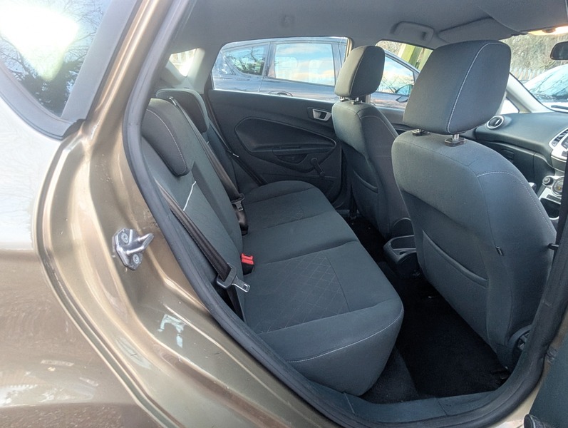 Used Ford Fiesta 2011 for sale - 77228032: Photo 2