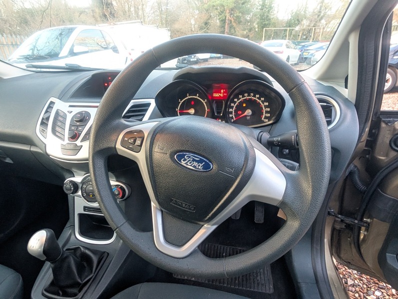 Used Ford Fiesta 2011 for sale - 77228032: Photo 5