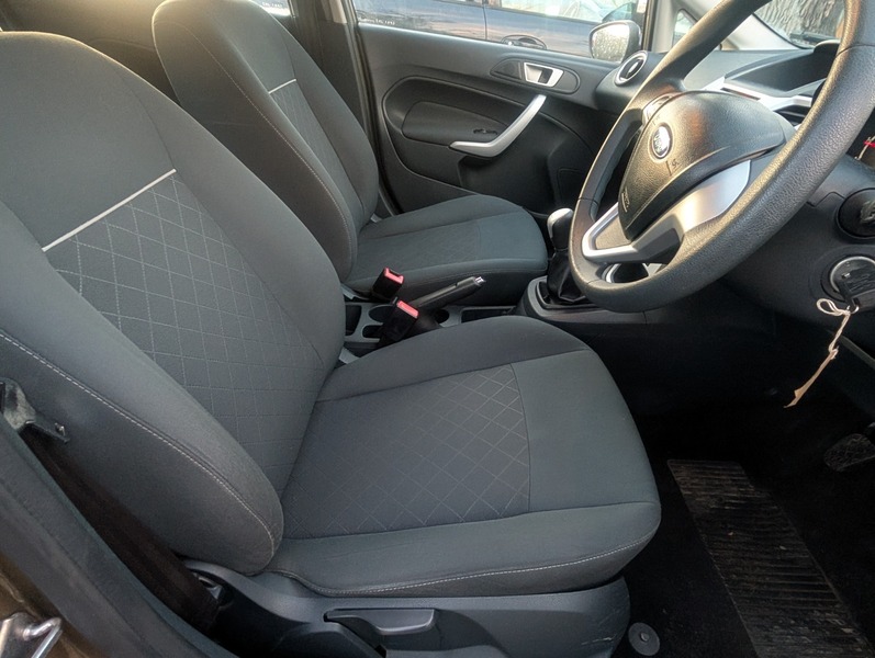 Used Ford Fiesta 2011 for sale - 77228032: Photo 6