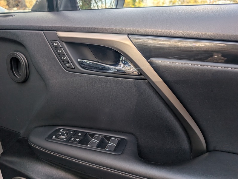 Used Lexus RX 2017 for sale - 76570782: Photo 24