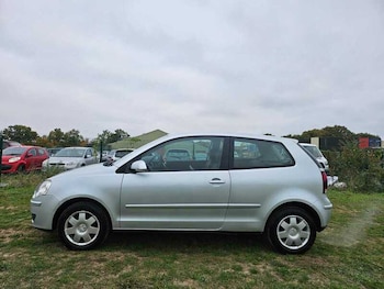 Used Volkswagen Polo 2006 for sale - 76236341: Photo