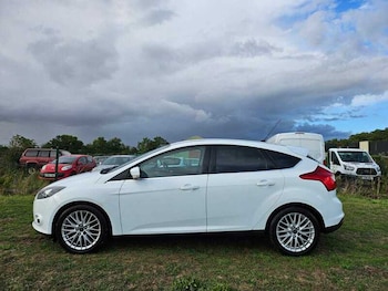 Used Ford Focus 2013 for sale - 75974657: Photo