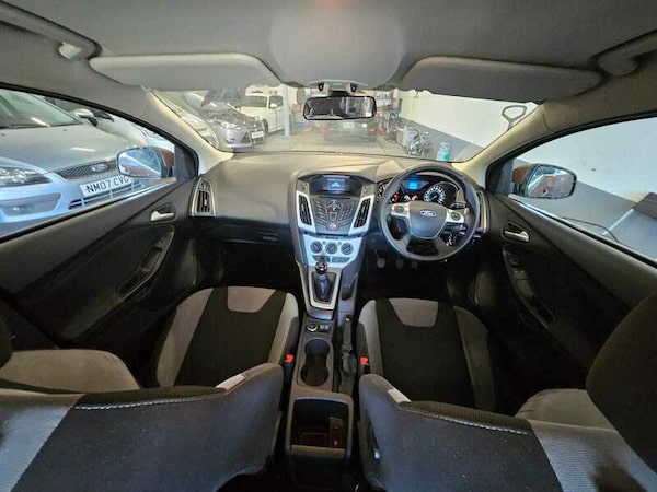 Used Ford Focus 2013 for sale - 74963773: Photo 9