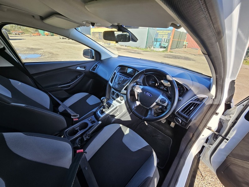 Used Ford Focus 2013 for sale - 77968126: Photo 18