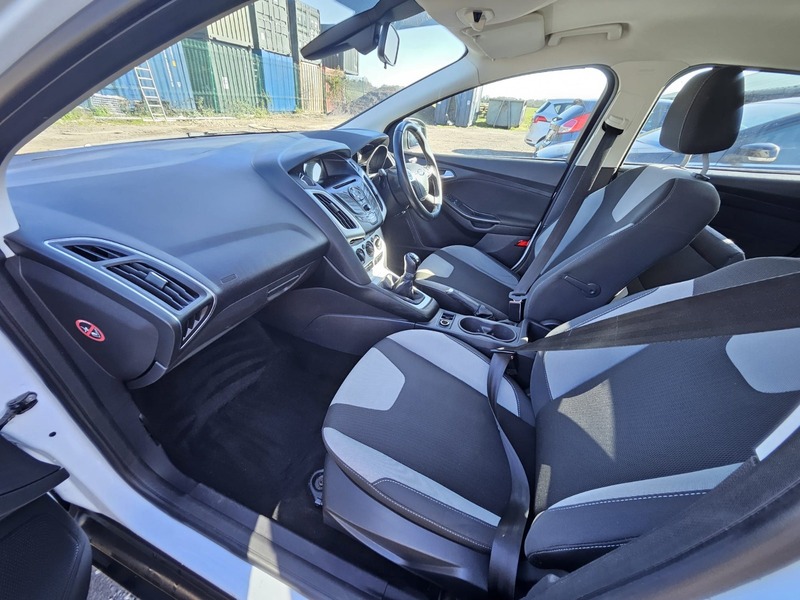 Used Ford Focus 2013 for sale - 77968126: Photo 21