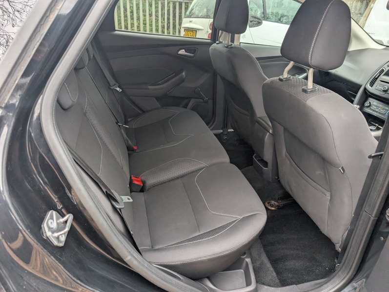 Used Ford Focus 2015 for sale - 76962938: Photo 6