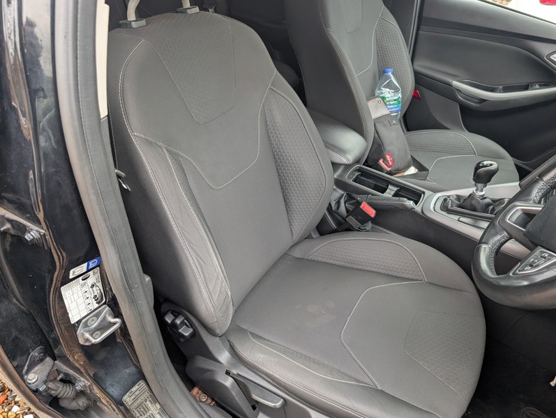 Used Ford Focus 2015 for sale - 76962938: Photo 7