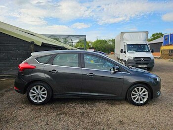 Used Ford Focus 2016 for sale - 78469111: Photo