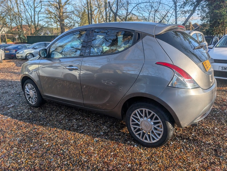 Used Chrysler Ypsilon 2013 for sale - 77236932: Photo 17