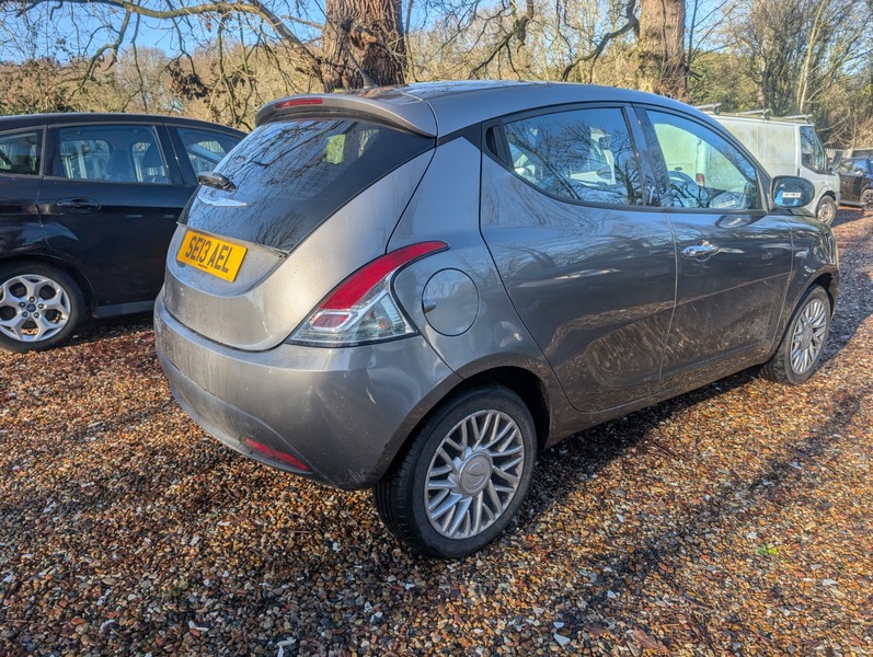 Used Chrysler Ypsilon 2013 for sale - 77236932: Photo 25