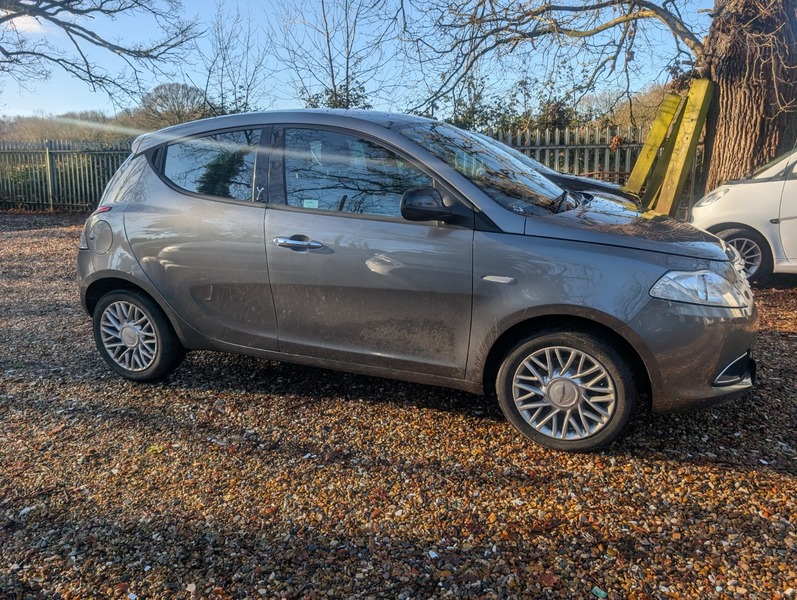 Used Chrysler Ypsilon 2013 for sale - 77236932: Photo 27